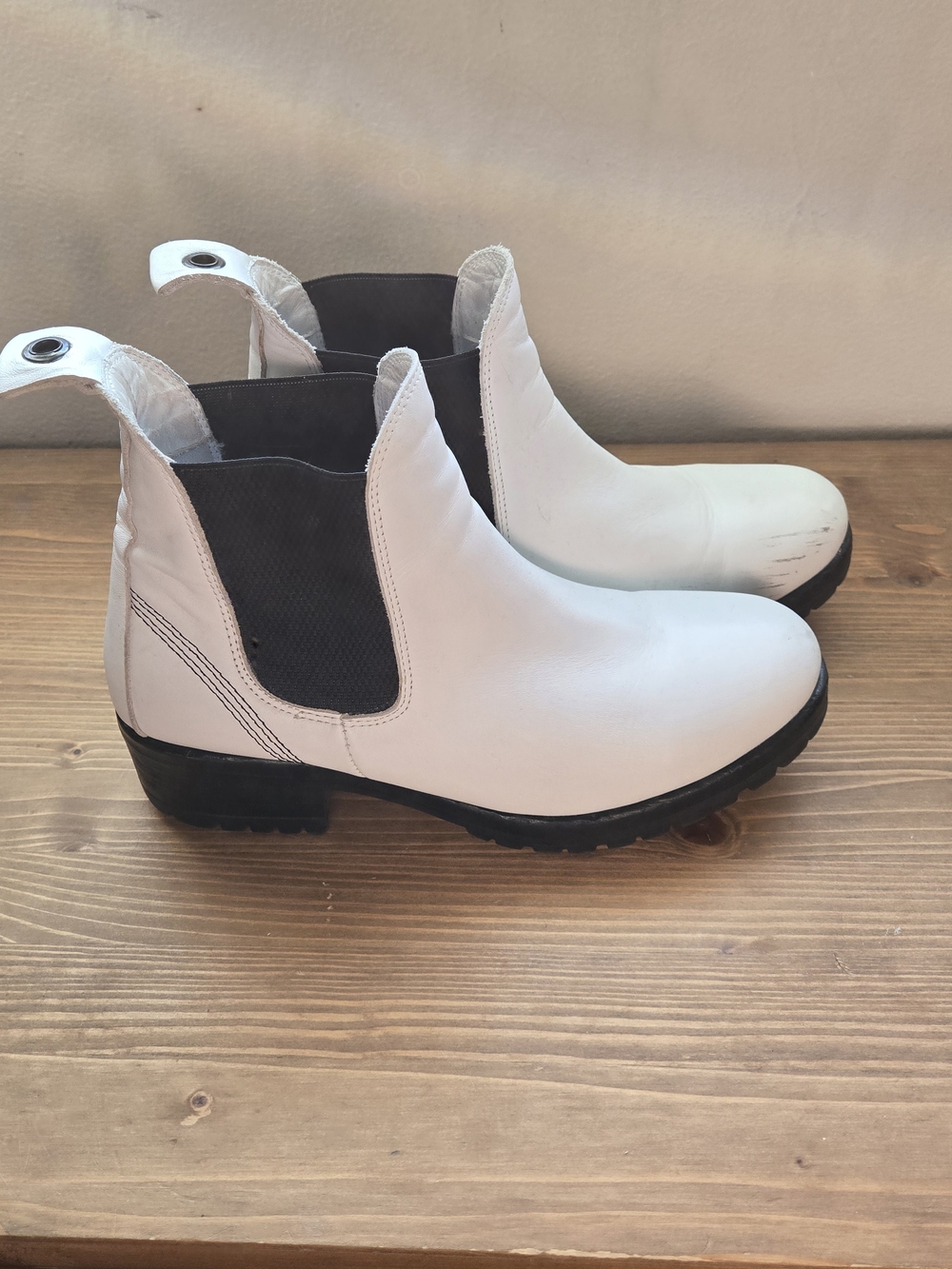 Bueno White and Black Chelsea Ankle Boots